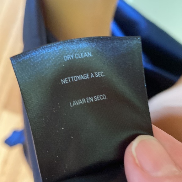 Liquidation Sale 🕶️🕶️Elie Tahari Rena dress - Picture 14 of 15